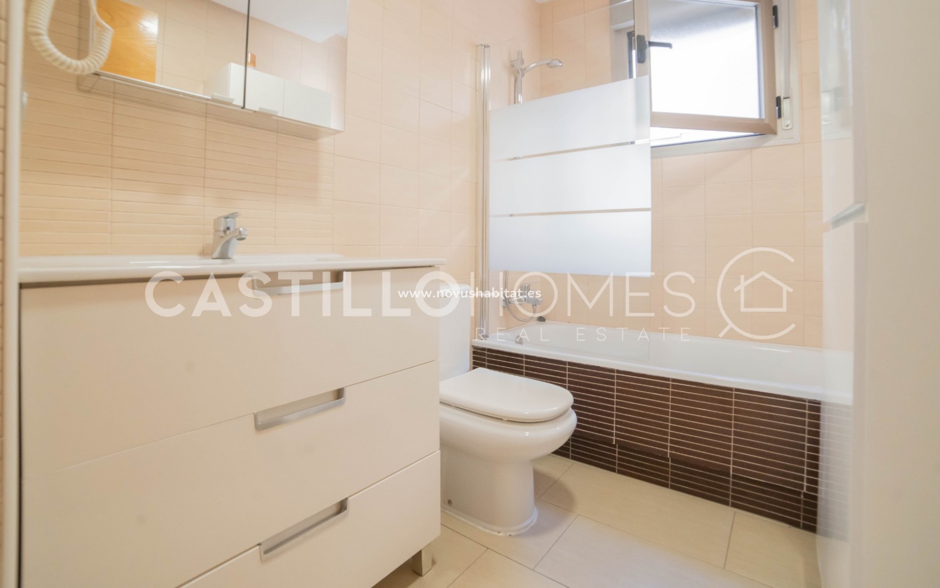 Sprzedaż - Apartament - Torrevieja - Playa de los Locos