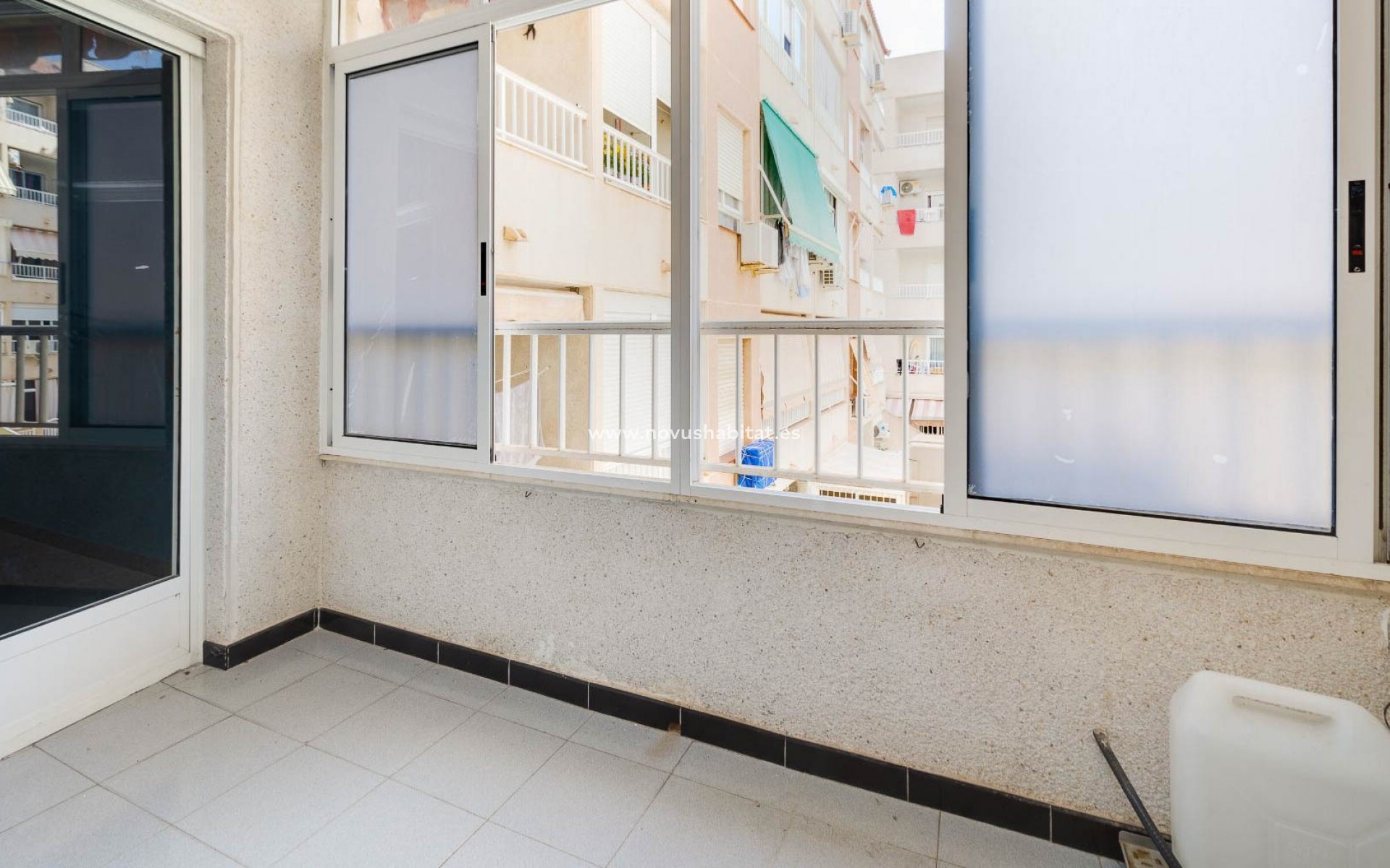 Sprzedaż - Apartament - Torrevieja - Playa de los Locos