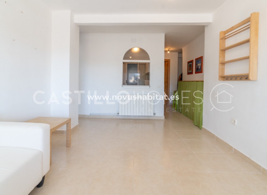 Sprzedaż - Apartament - Torrevieja - Urb. Rosaleda