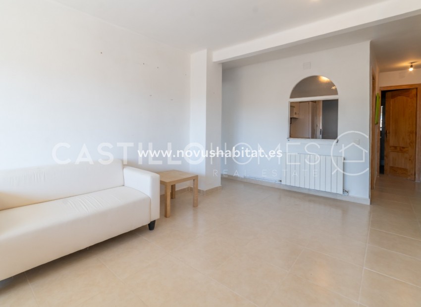 Sprzedaż - Apartament - Torrevieja - Urb. Rosaleda