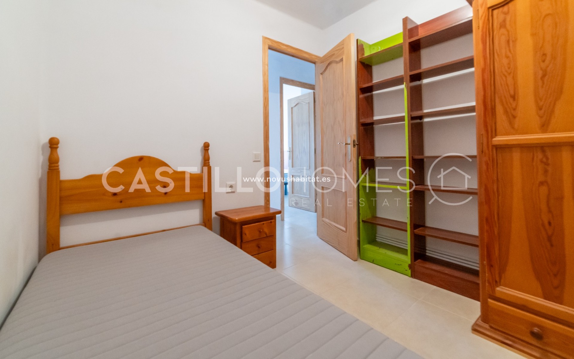 Sprzedaż - Apartament - Torrevieja - Urb. Rosaleda