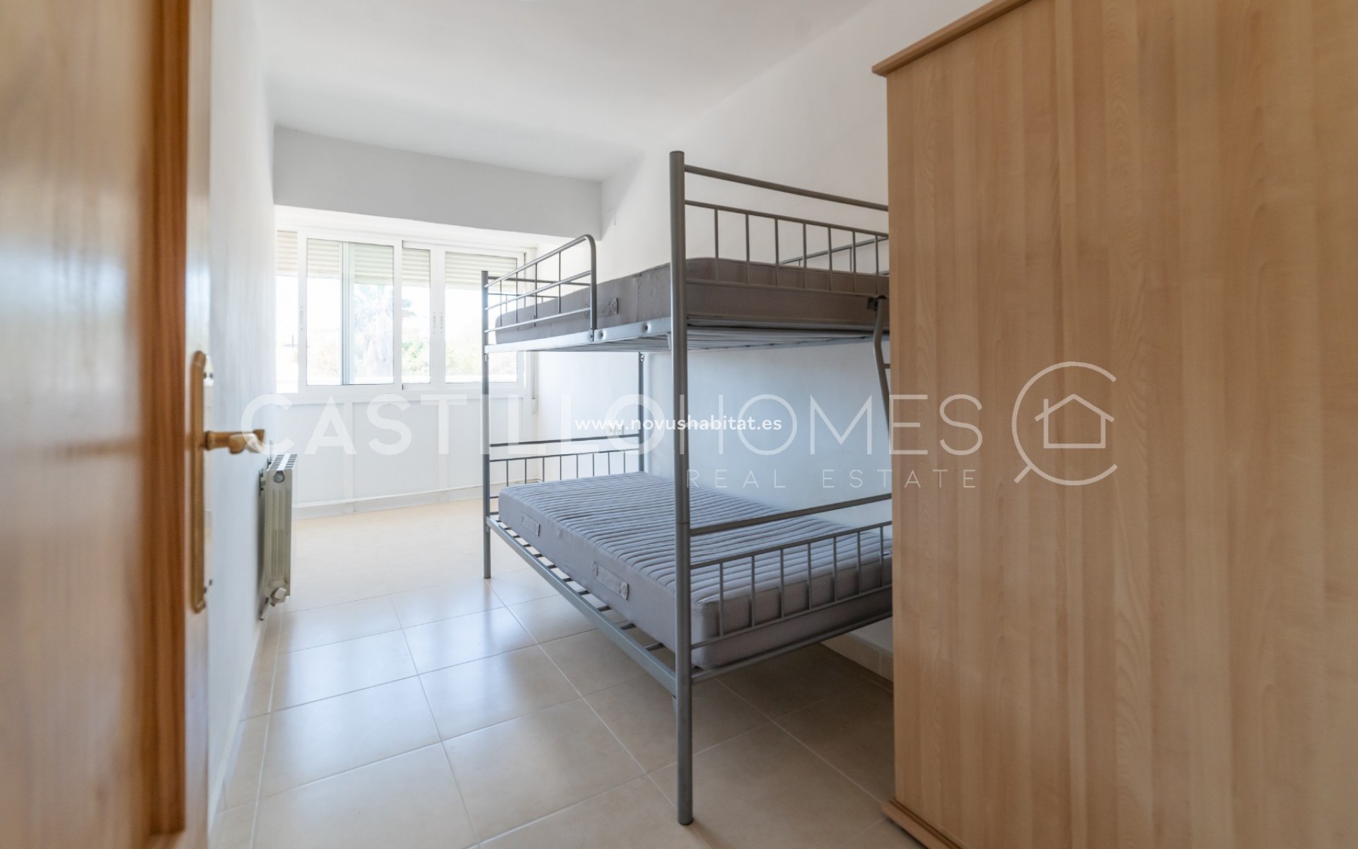 Sprzedaż - Apartament - Torrevieja - Urb. Rosaleda