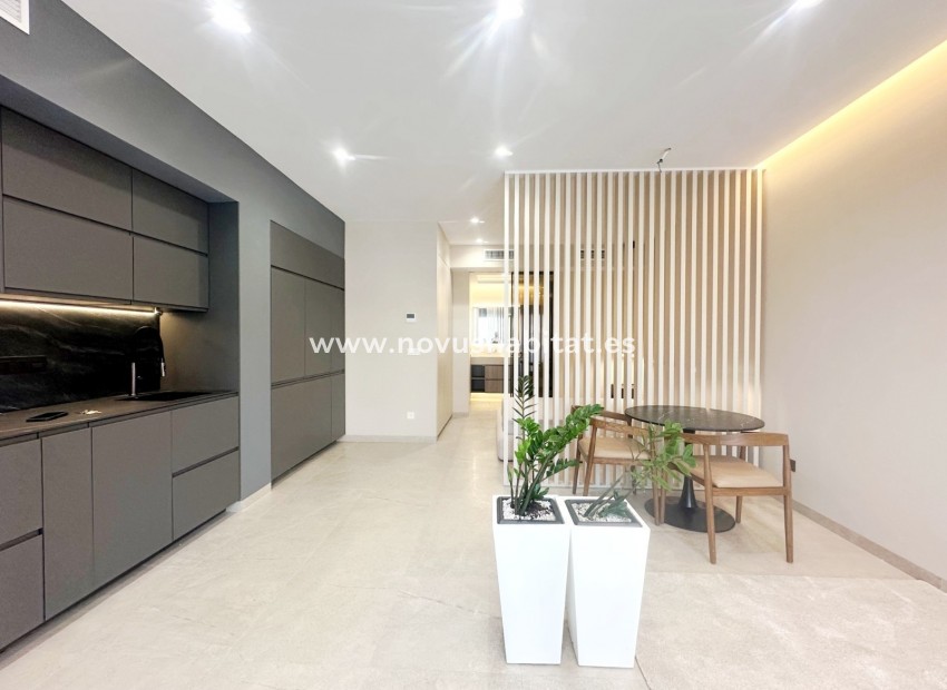 Sprzedaż - Apartament - Torrevieja