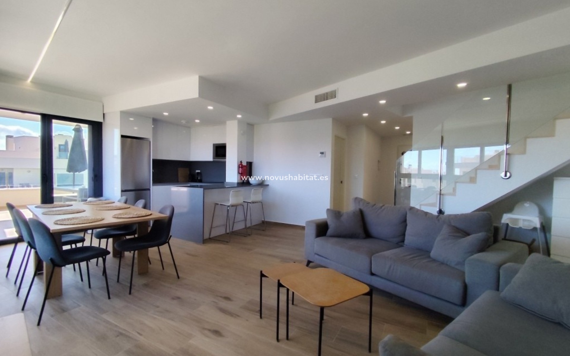Sprzedaż - Apartament - Villamartín