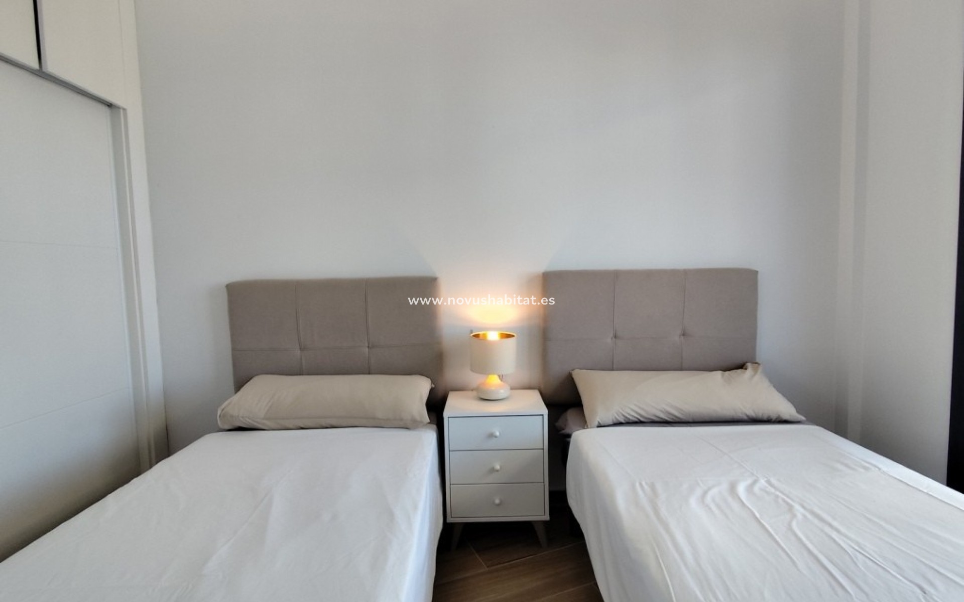 Sprzedaż - Apartament - Villamartín