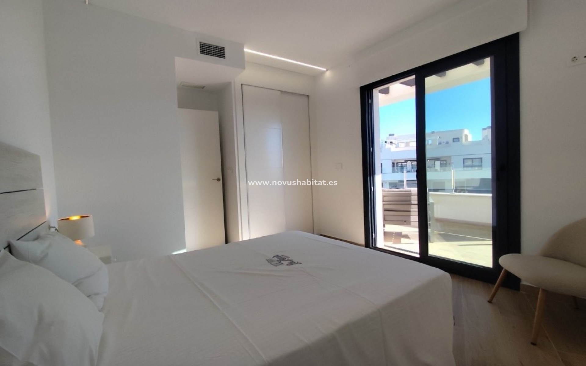 Sprzedaż - Apartament - Villamartín