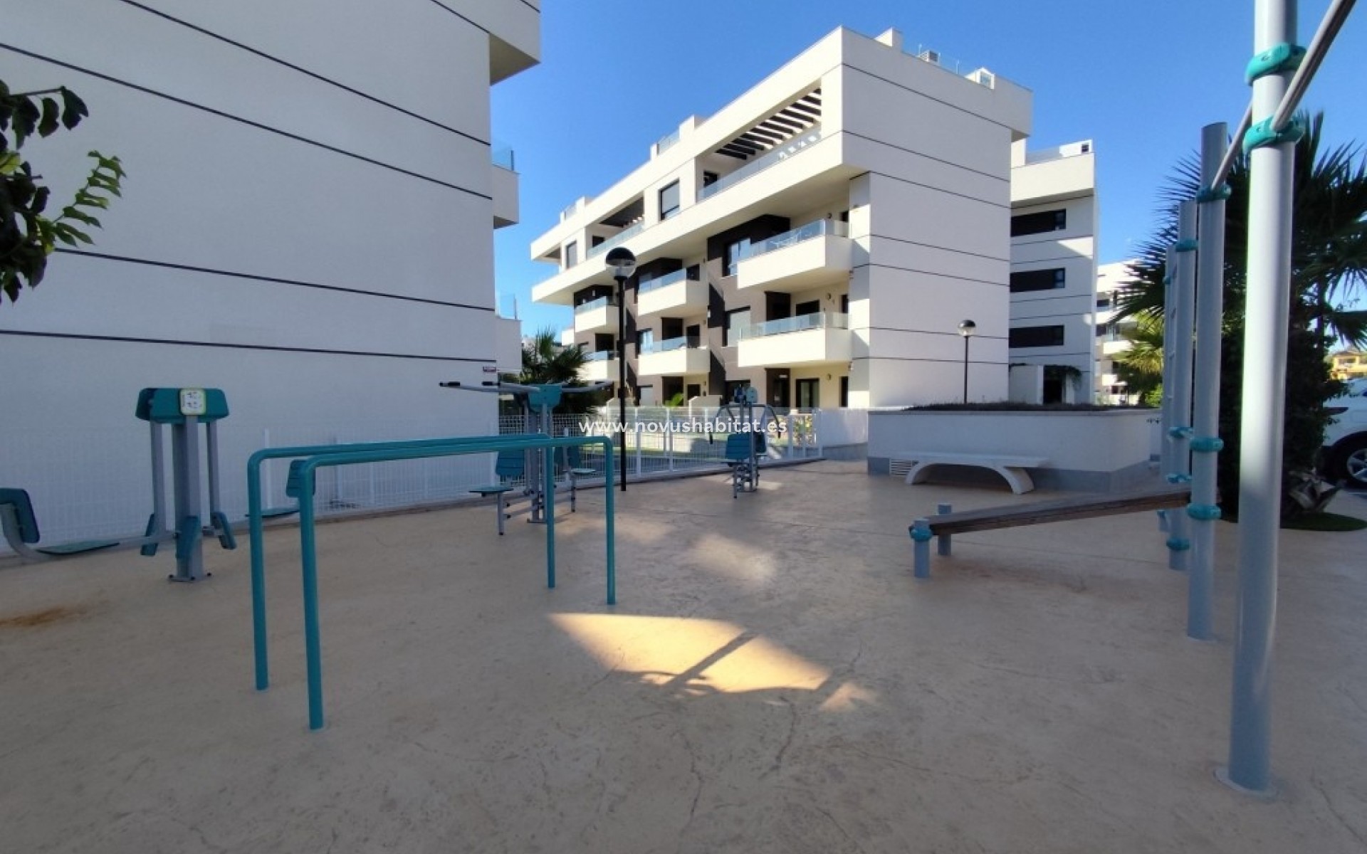 Sprzedaż - Apartament - Villamartín