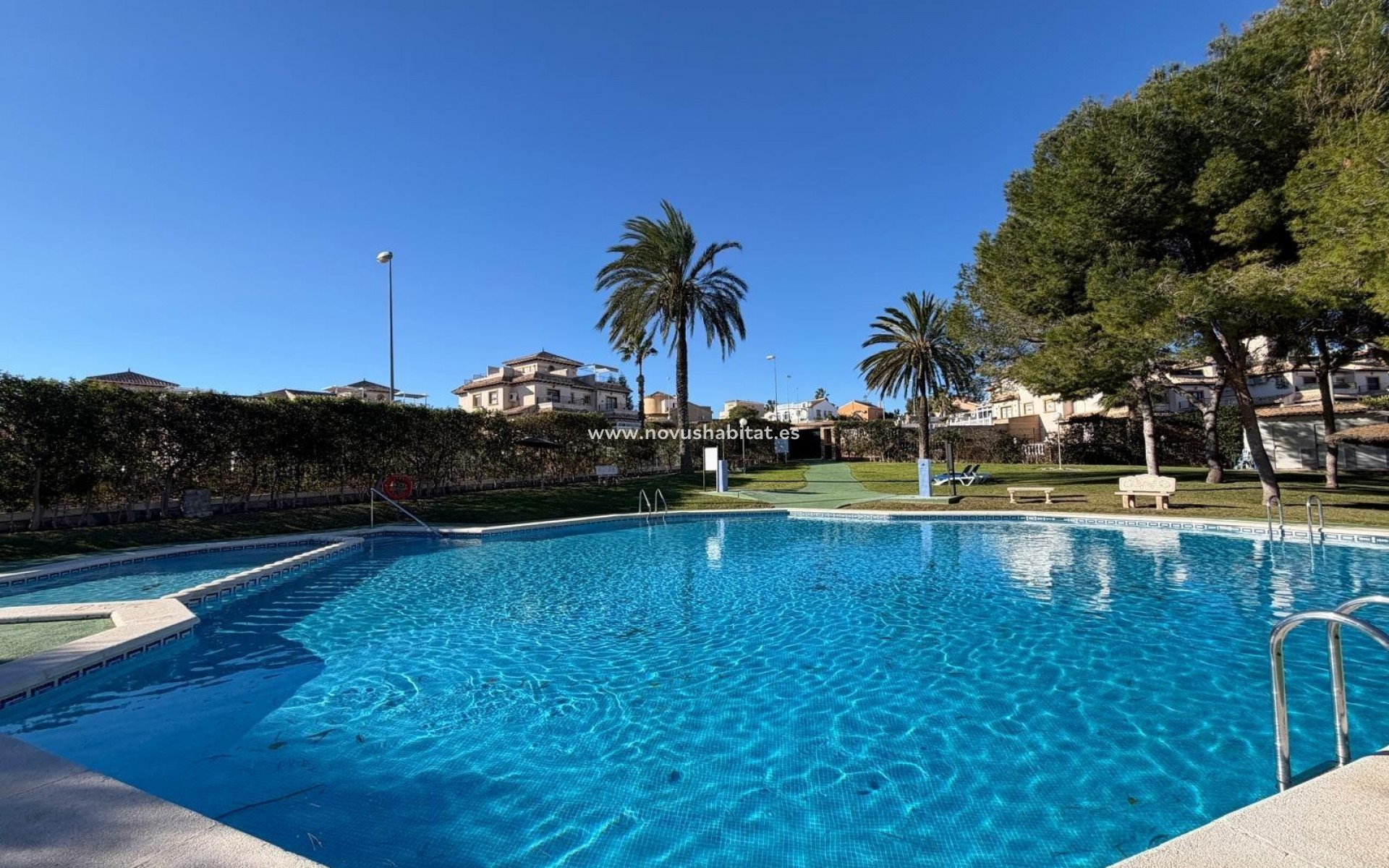 Sprzedaż - Kamienica - Orihuela Costa - Las Filipinas