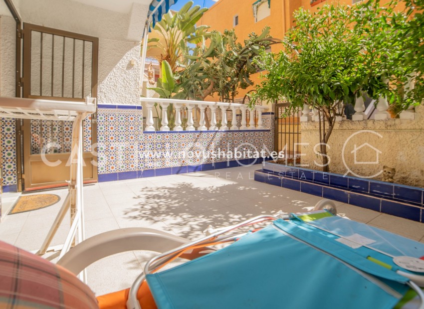 Sprzedaż - Kamienica - Torrevieja - La Mata