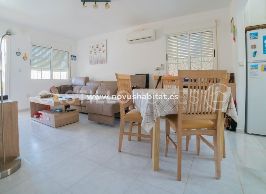 Sprzedaż - Kamienica - Torrevieja - Los Balcones