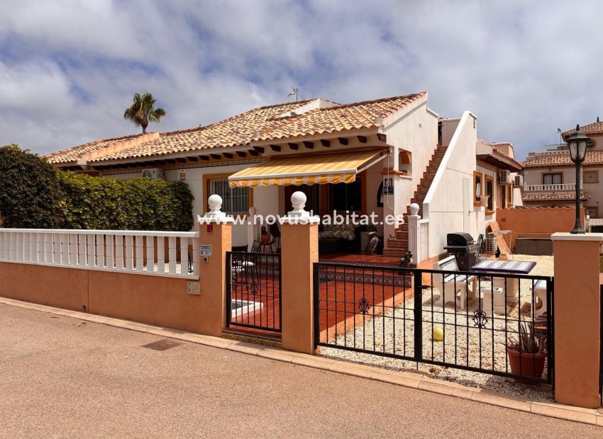 Sprzedaż - Semi-detached house - Lomas de Cabo Roig