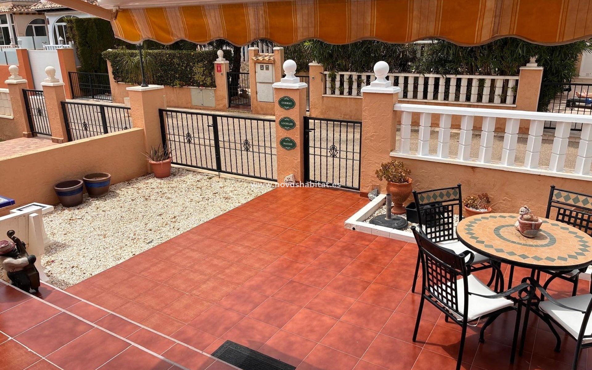 Sprzedaż - Semi-detached house - Lomas de Cabo Roig
