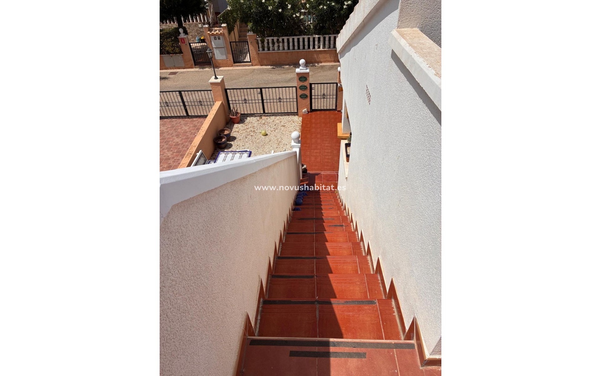 Sprzedaż - Semi-detached house - Lomas de Cabo Roig