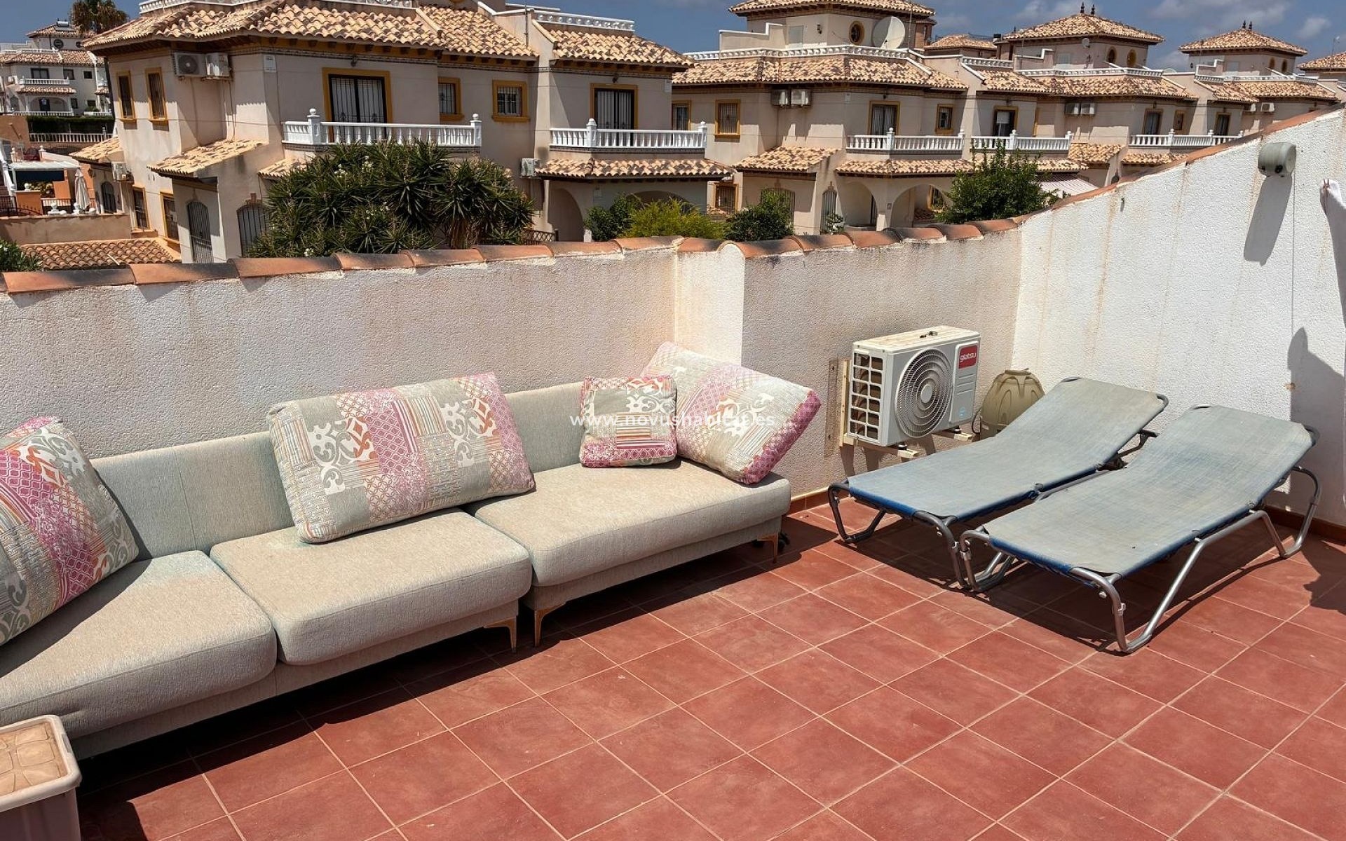 Sprzedaż - Semi-detached house - Lomas de Cabo Roig