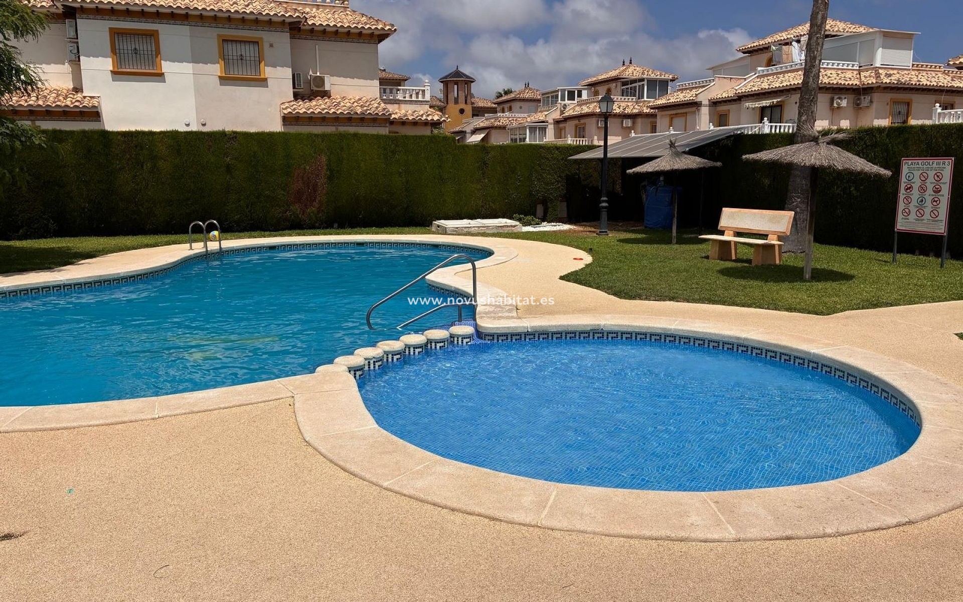 Sprzedaż - Semi-detached house - Lomas de Cabo Roig
