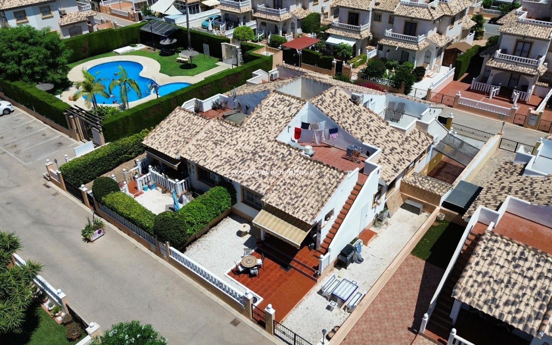 Sprzedaż - Semi-detached house - Lomas de Cabo Roig