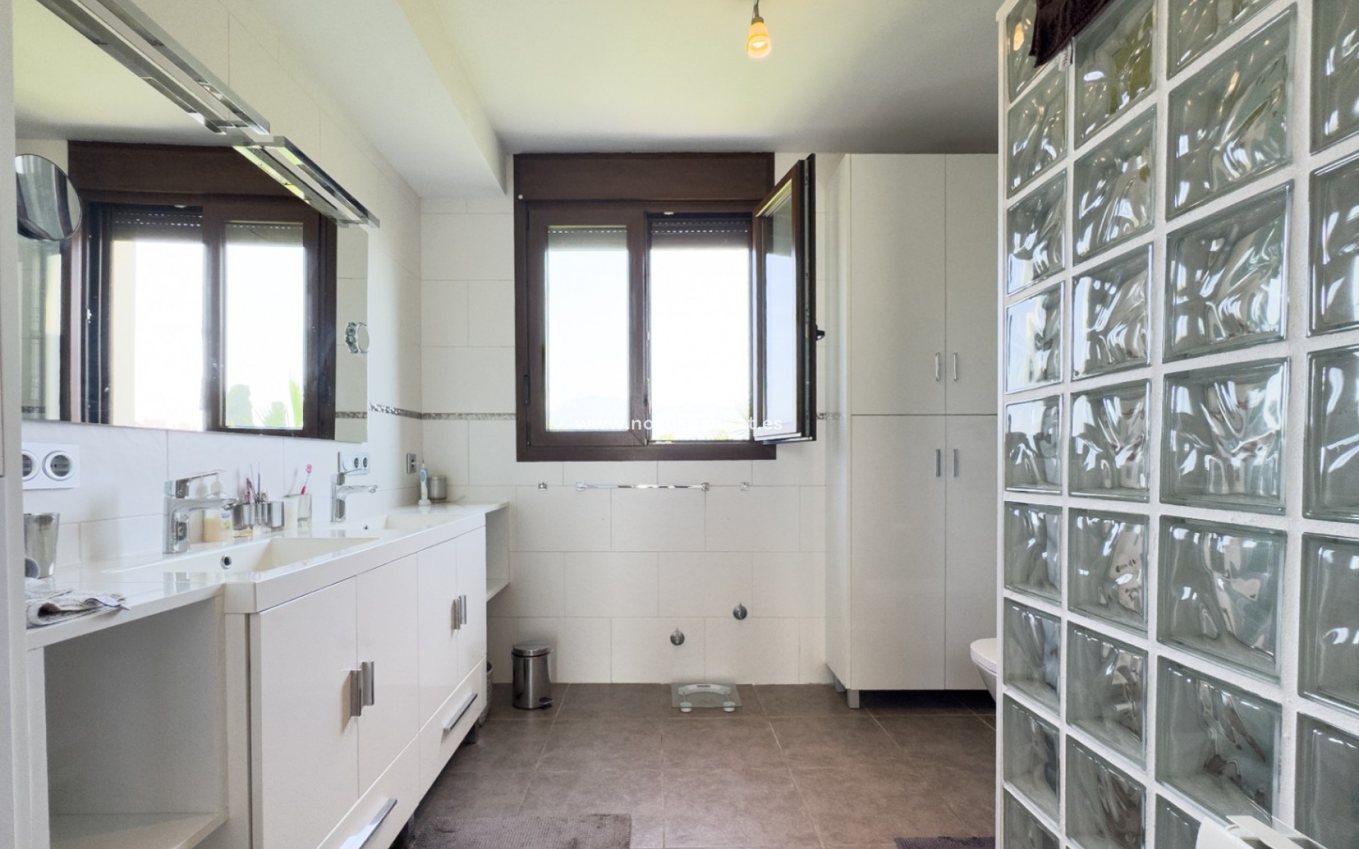 Sprzedaż -  Willa - Albir - Albir Playa