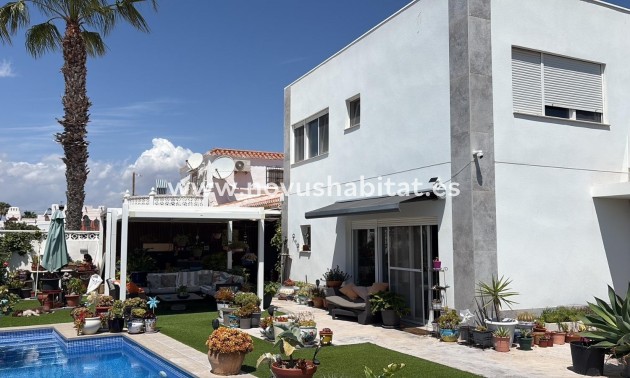 Villa - Endursala - Torrevieja - La Siesta - El Salado -  Torreta