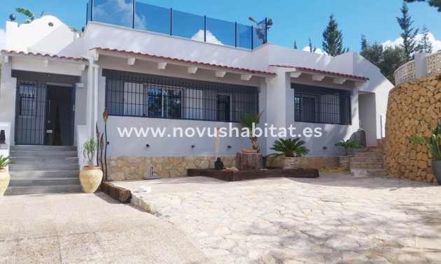 Villa - Resale - La Nucía - La Nucía