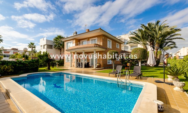 Villa - Resale - Torrevieja - La Veleta