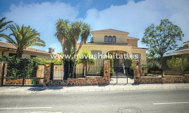 Villa - Revente - Benidorm - Benidorm