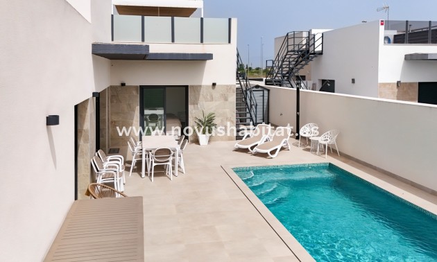 Villa - Segunda mano - Daya Nueva - Pueblo