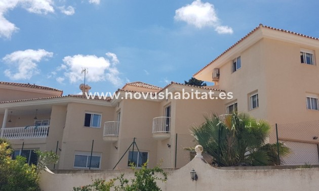 Villa - Wiederverkauf - Alfaz del Pí - Alfaz del Pí