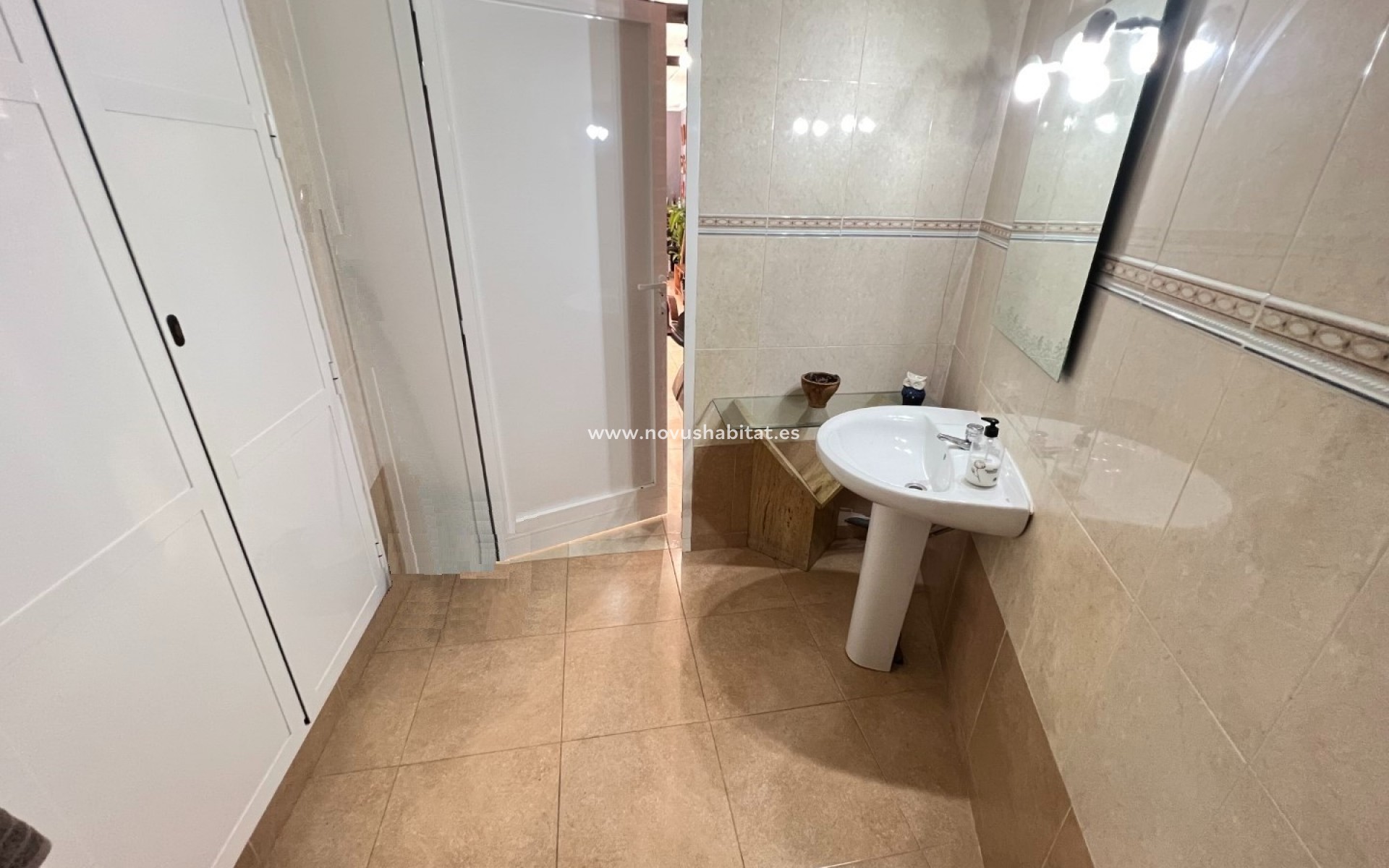 Wiederverkauf - Commercial premises / Commercial unit / Retail space - Guardamar del Segura - Guardamar Del Segura