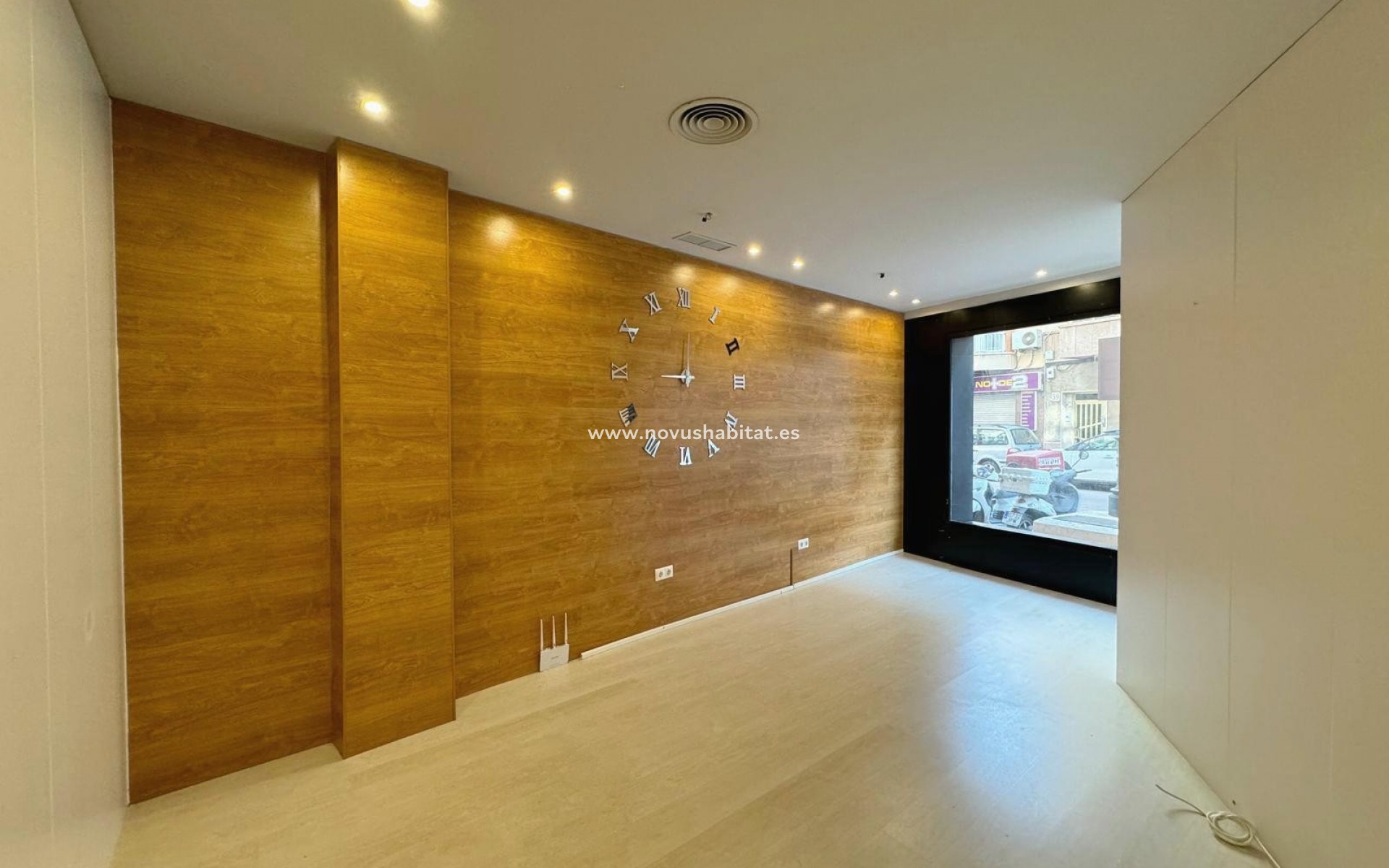 Wiederverkauf - Commercial premises / Commercial unit / Retail space - Guardamar del Segura - Guardamar del Seguras*