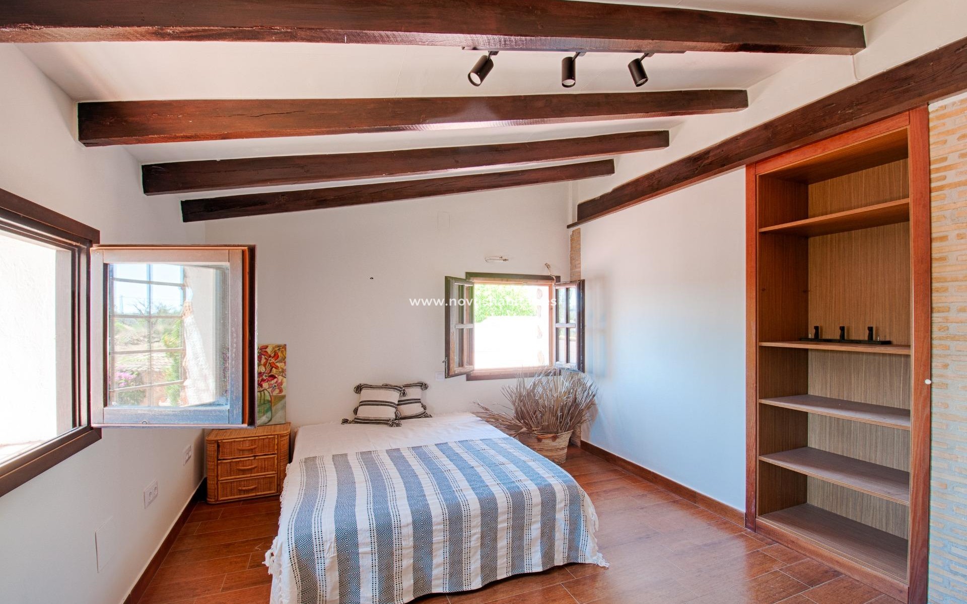 Wiederverkauf -  Paket - Senija - Campo