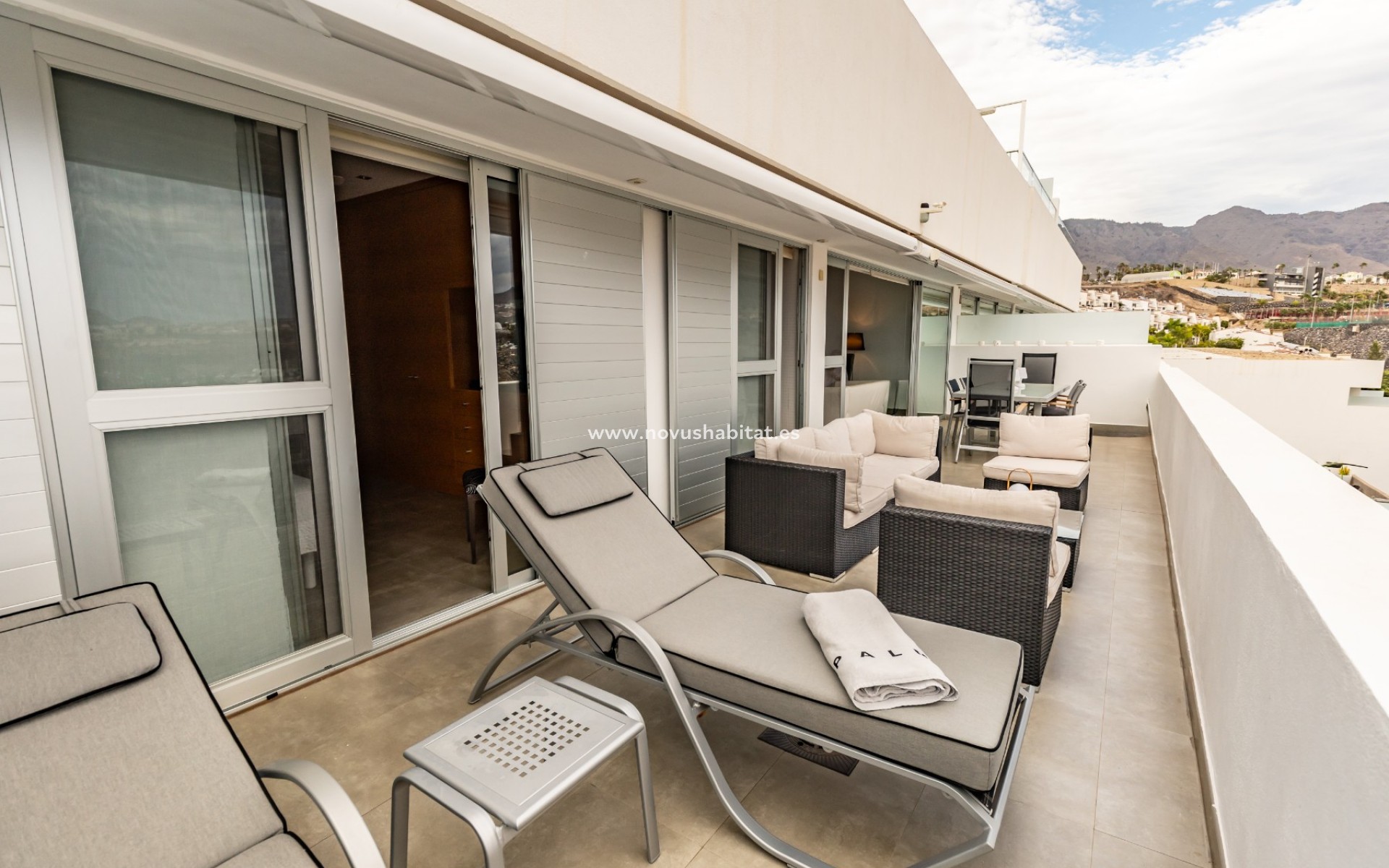 Wiederverkauf - Terraced house / Townhouse - La Caleta