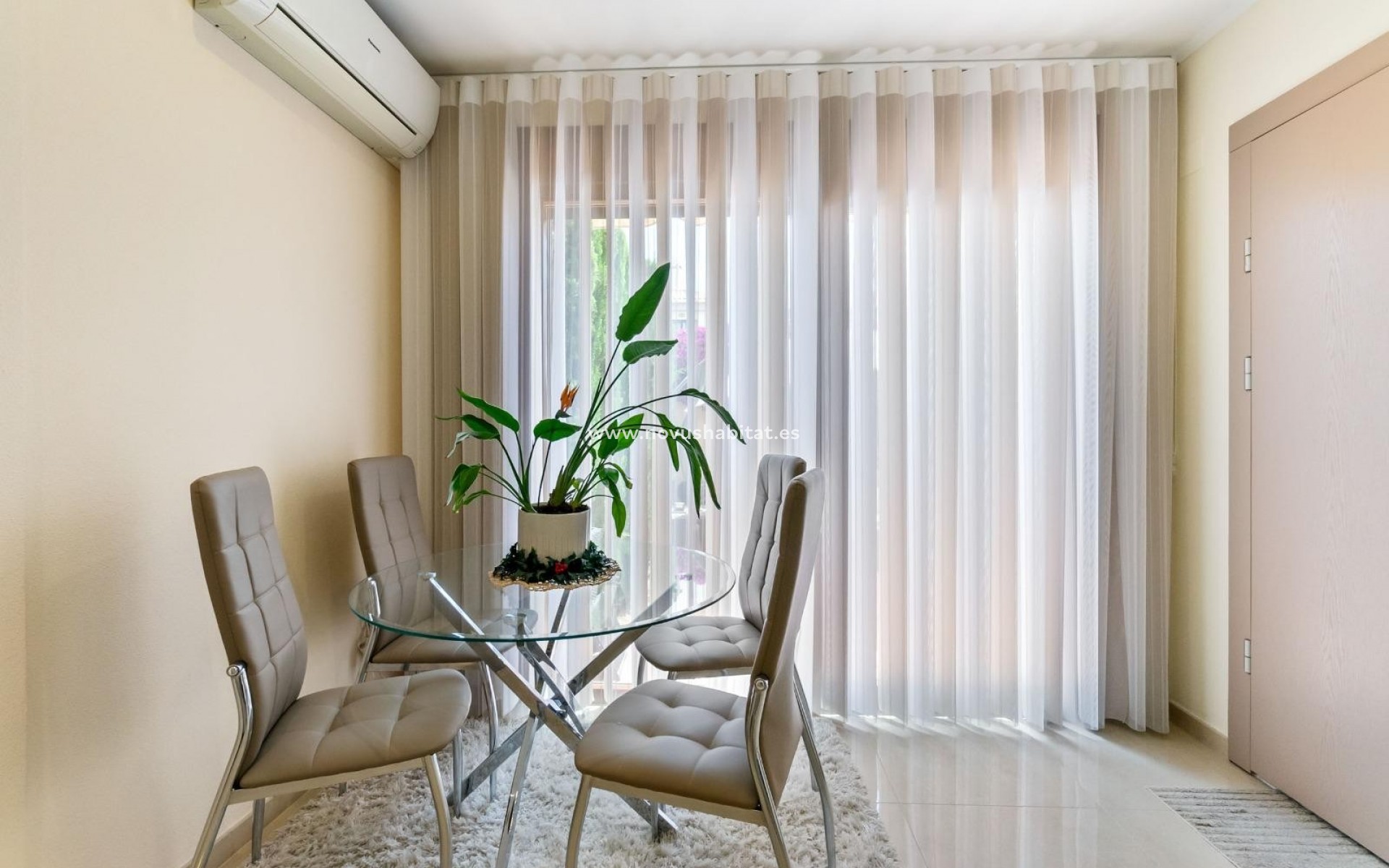 Wiederverkauf - Terraced house / Townhouse - Torrevieja - Aguas Nuevas