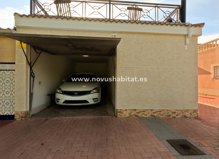 Wiederverkauf - Terraced house / Townhouse - Torrevieja - El Acequión - Los Náufragos