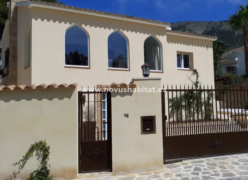 Wiederverkauf - Villa - Albir - 