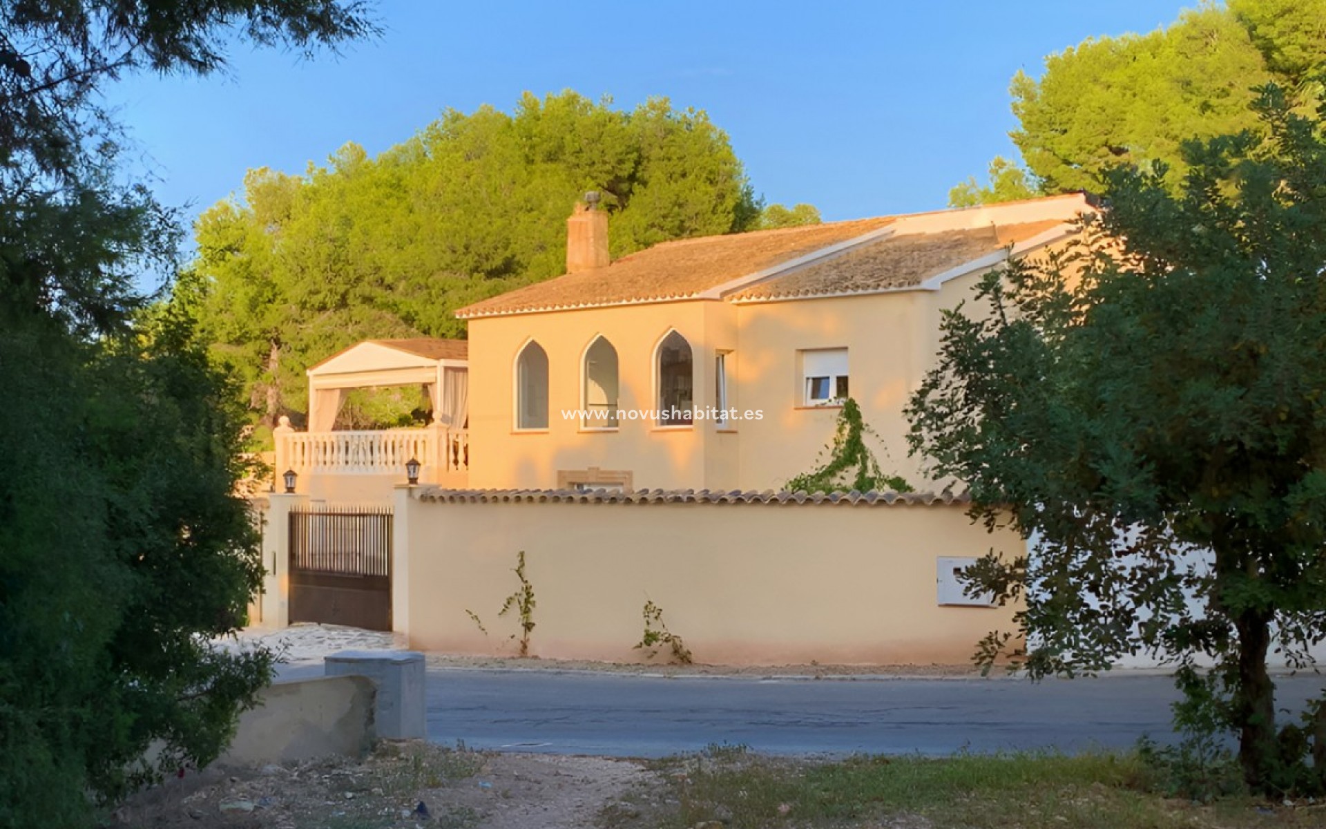 Wiederverkauf - Villa - Albir - 