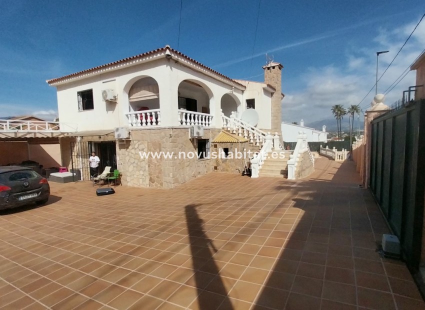 Wiederverkauf - Villa - Albir - 