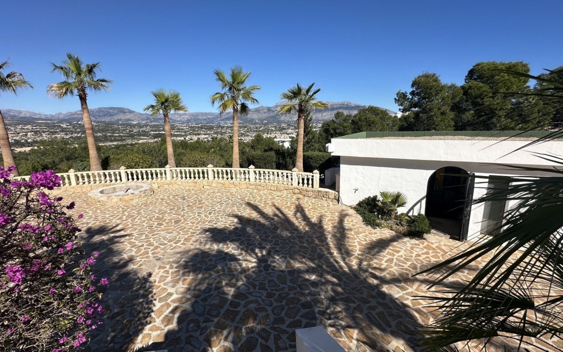 Wiederverkauf - Villa - Albir