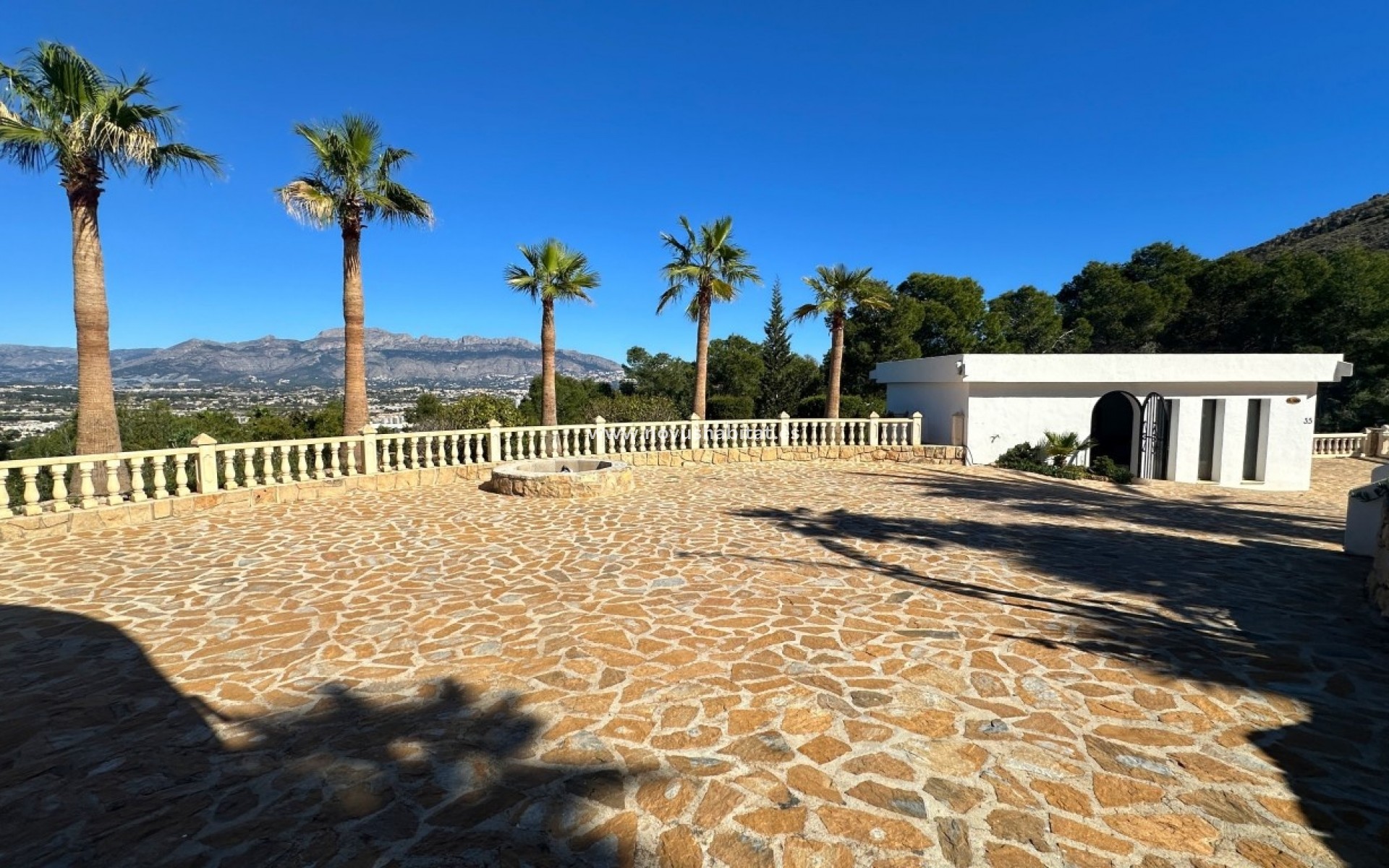 Wiederverkauf - Villa - Albir