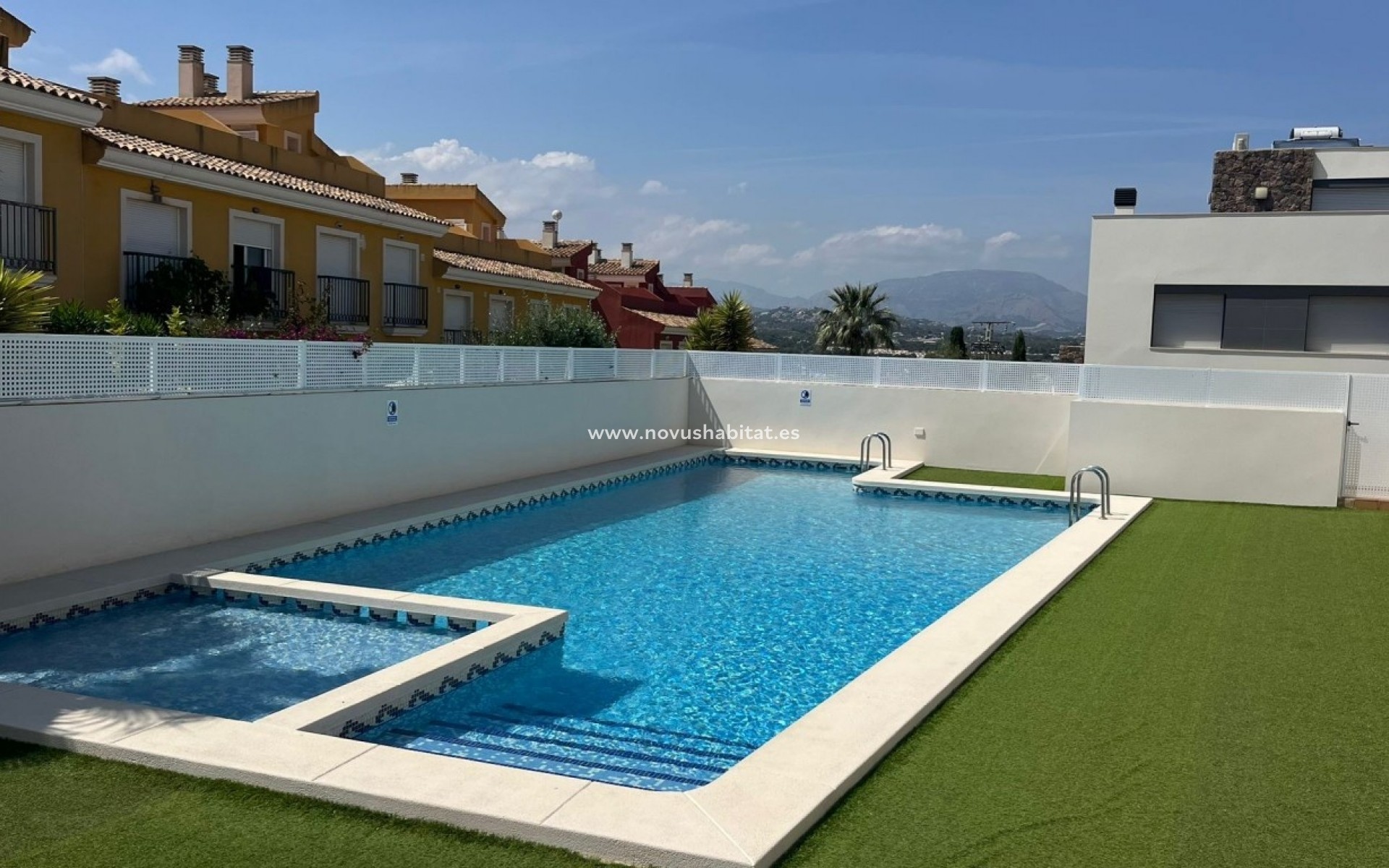 Wiederverkauf - Villa - Albir