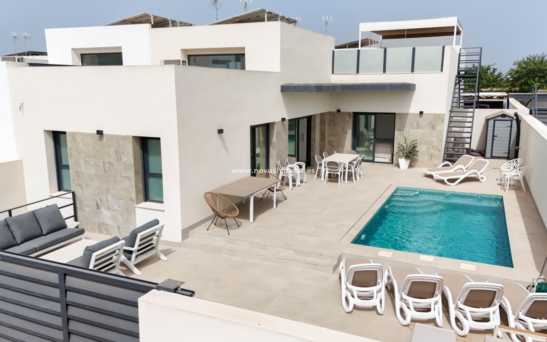Wiederverkauf - Villa - Daya Nueva - Pueblo