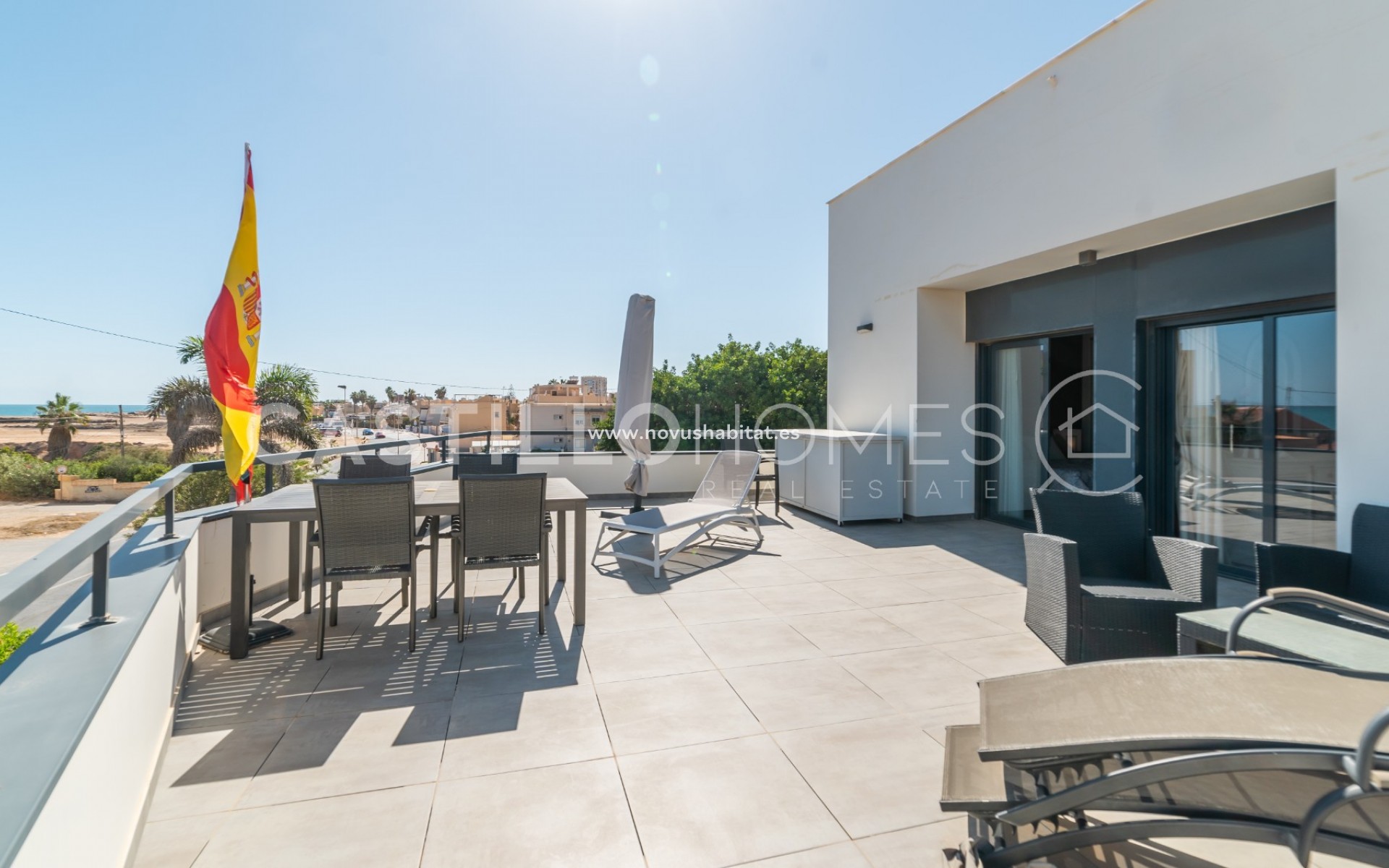 Wiederverkauf - Villa - Torrevieja - Urb. Rosaleda