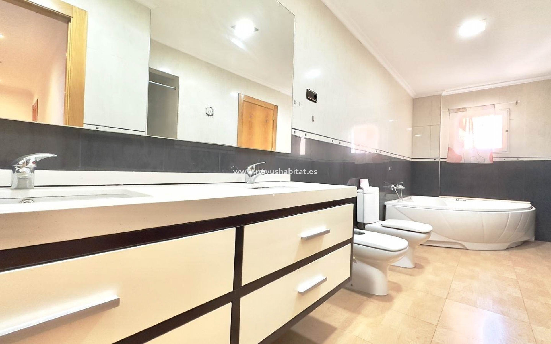 Wiederverkauf - Wohnung - Torrevieja - Centro