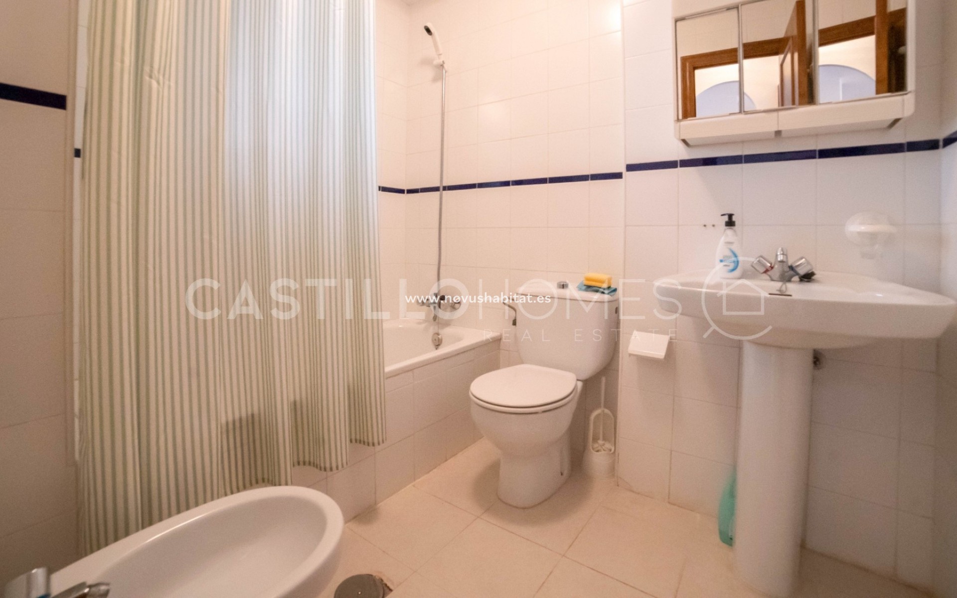 Wiederverkauf - Wohnung - Torrevieja - El Acequión - Los Náufragos