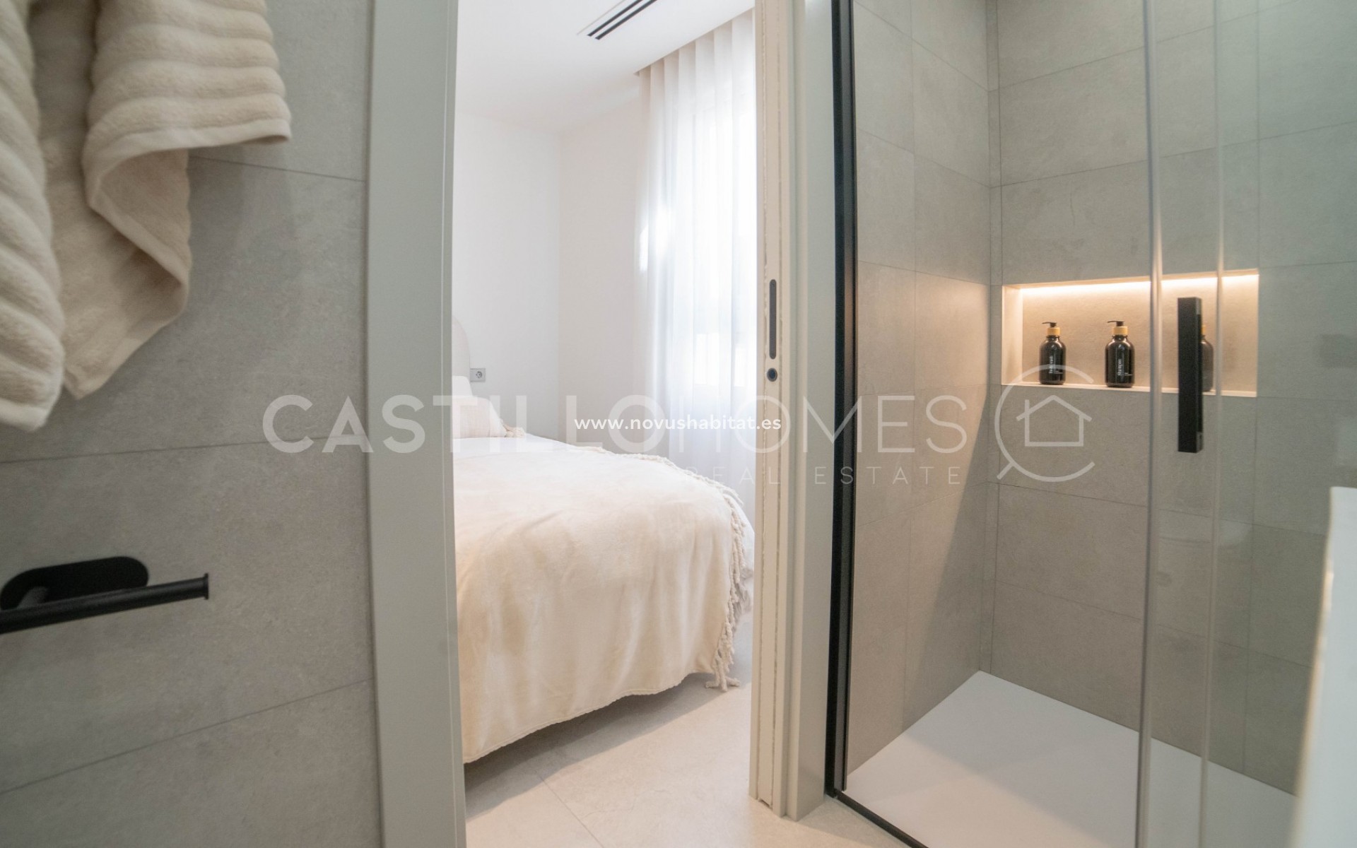 Wiederverkauf - Wohnung - Torrevieja - Playa del Acequión