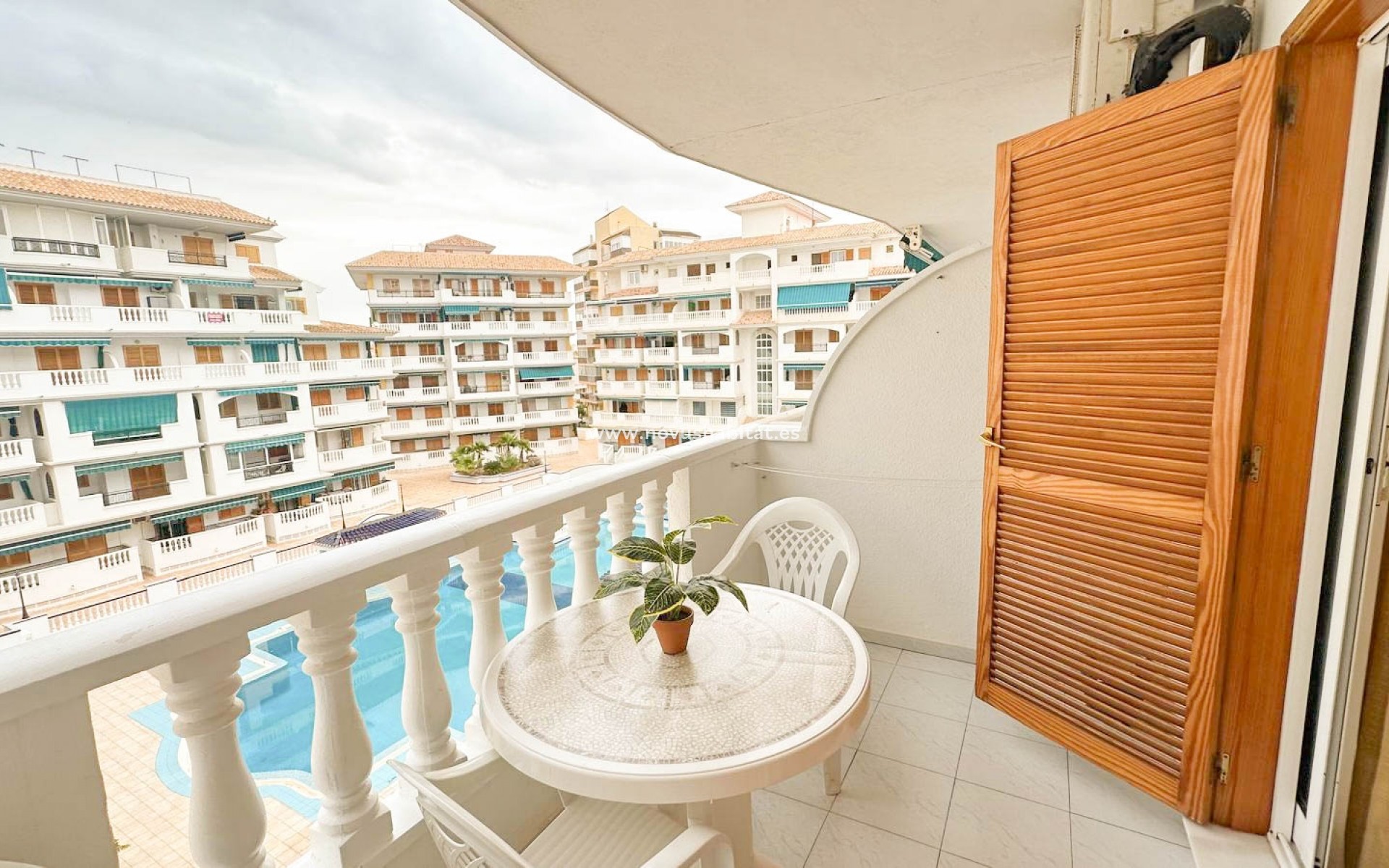 Wiederverkauf - Wohnung - Torrevieja - 