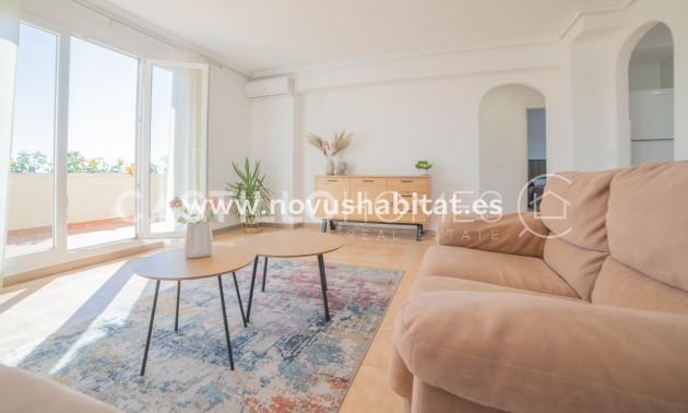 Wohnung - Wiederverkauf - Orihuela Costa - Punta Prima