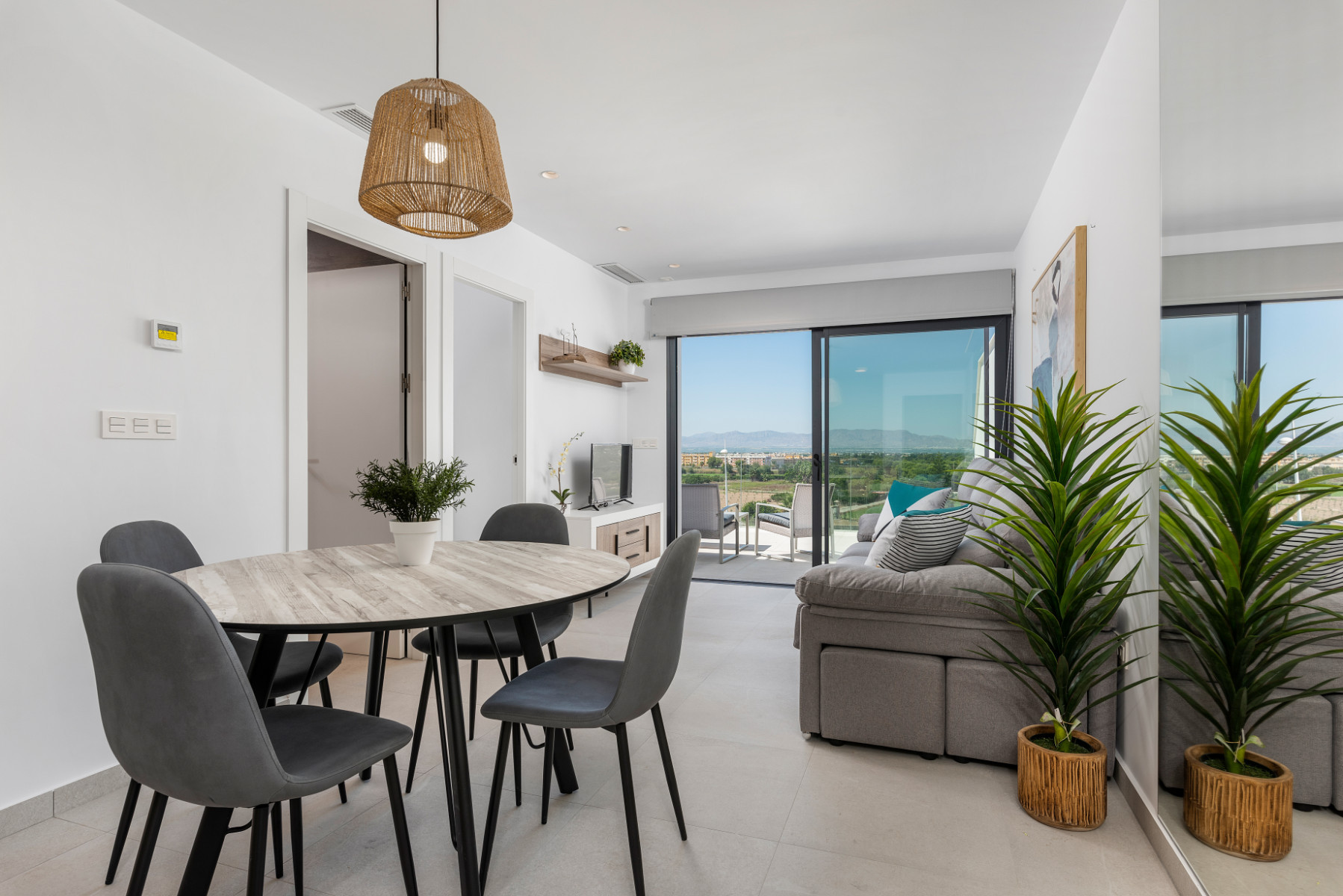 Apartment · Resale - Benijofar · Alicante · Spain Apartment · Resale - Benijofar · Alicante · Spain